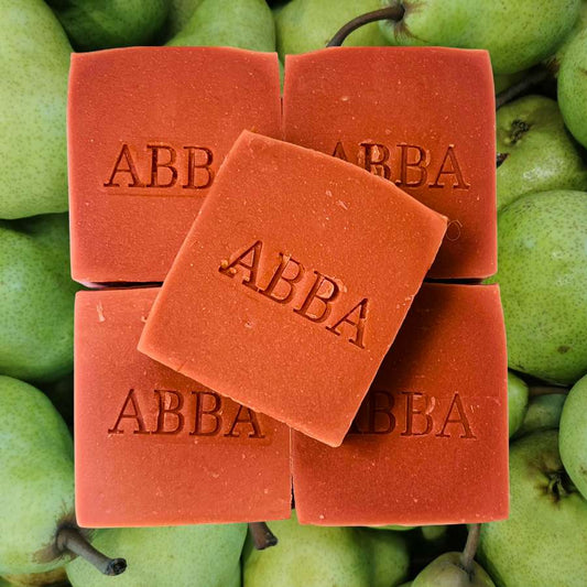 Jabón Rose Pears para Piel Sensible – Artesanal y Vegano